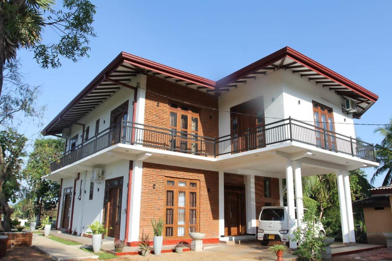 Green Shield Resort Anuradhapura Exterior foto