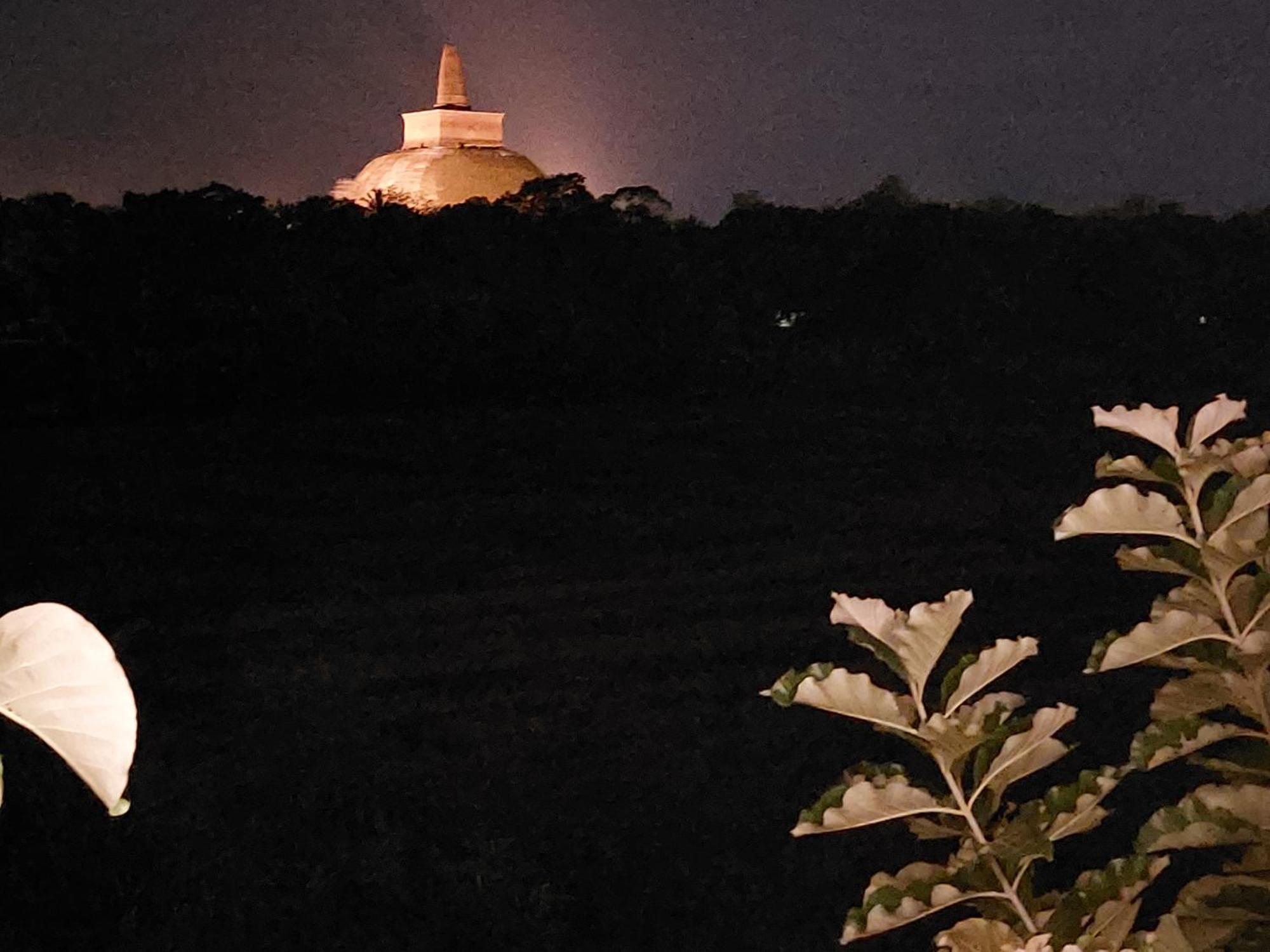 Green Shield Resort Anuradhapura Zimmer foto