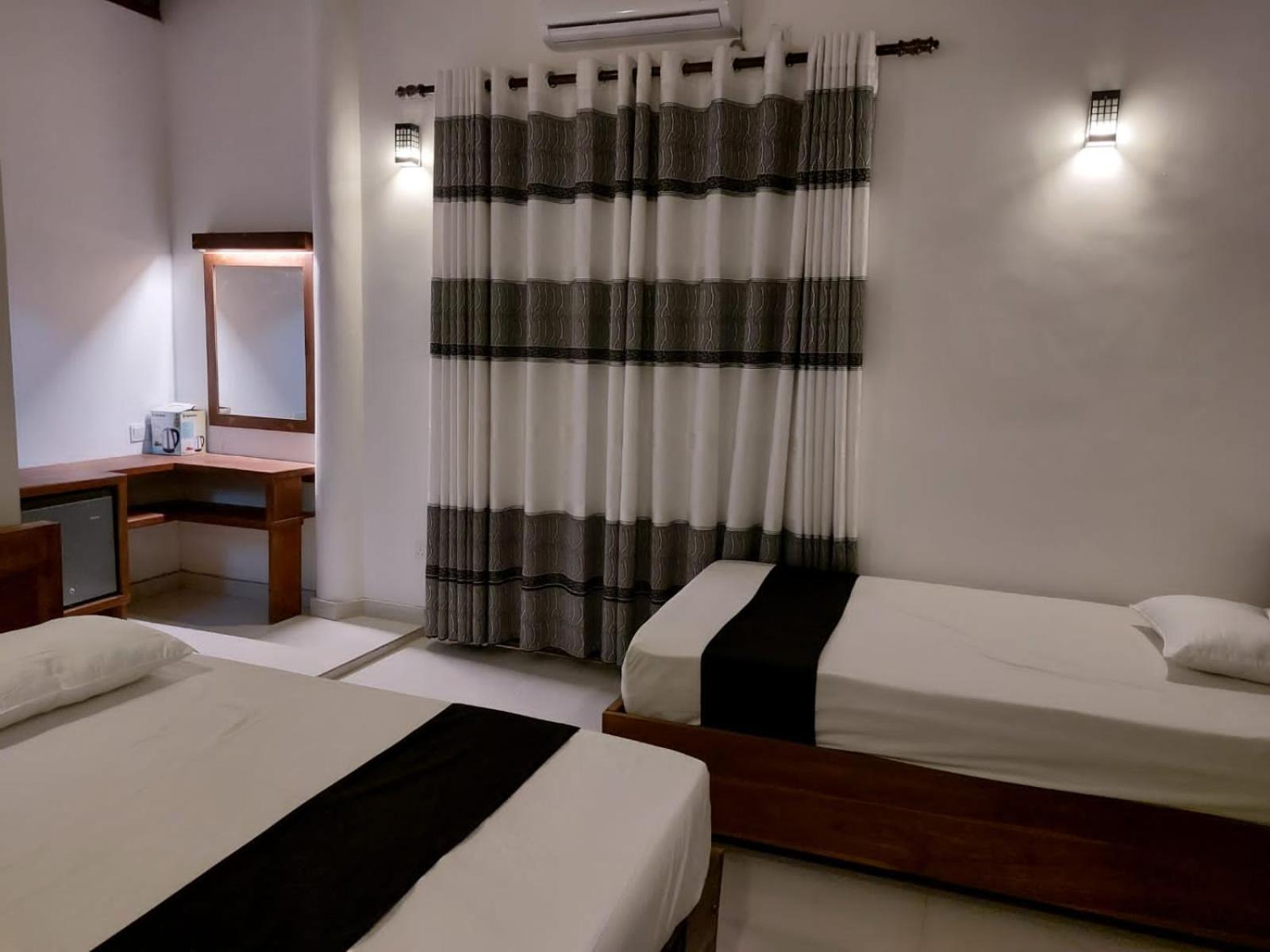Green Shield Resort Anuradhapura Zimmer foto