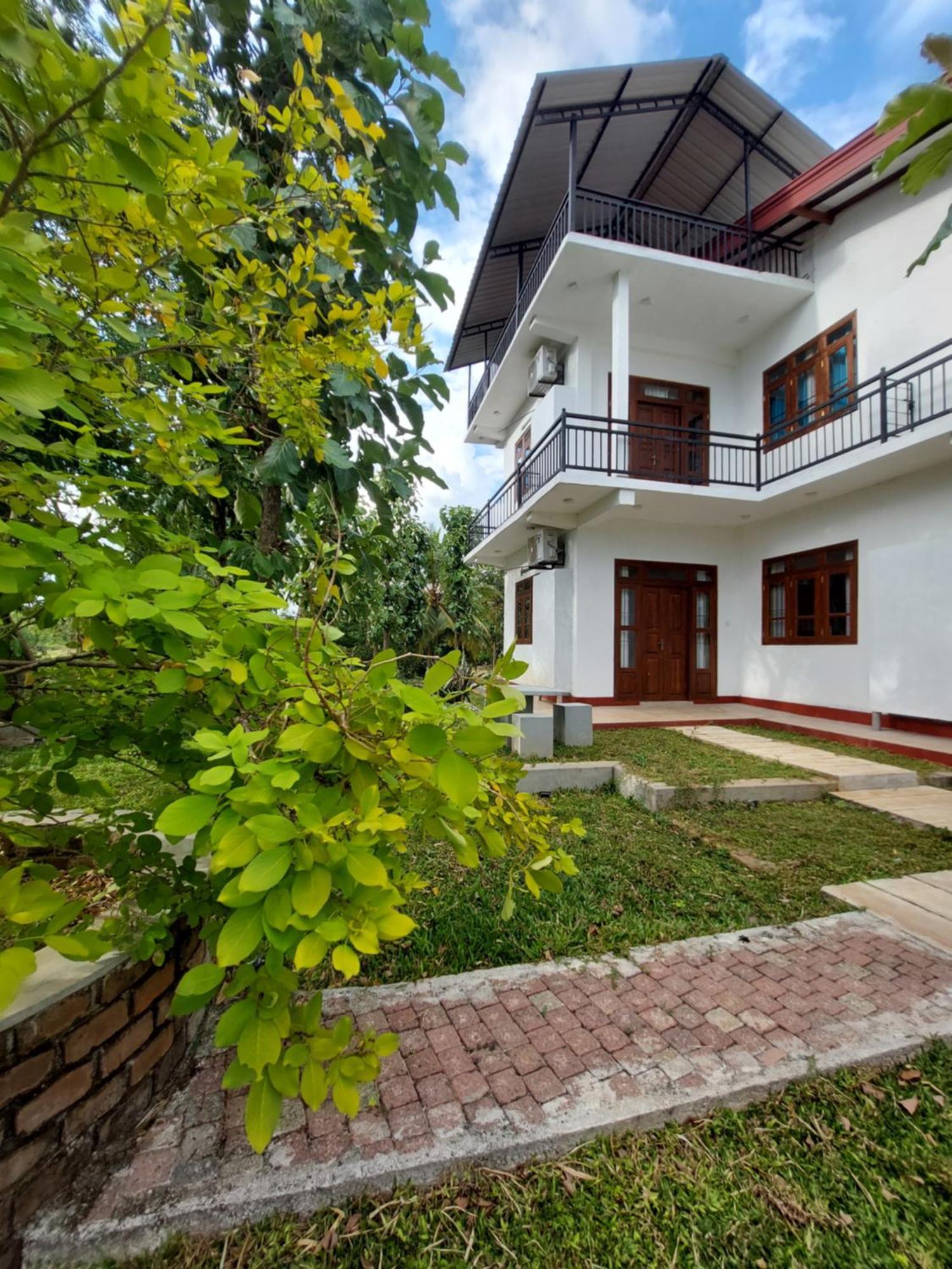 Green Shield Resort Anuradhapura Exterior foto
